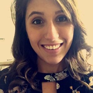 Meet your Posher, Christina